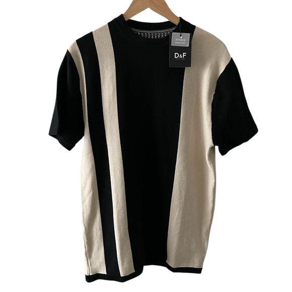 D&F Other - D&F Studio Artistry Striped Top Size M